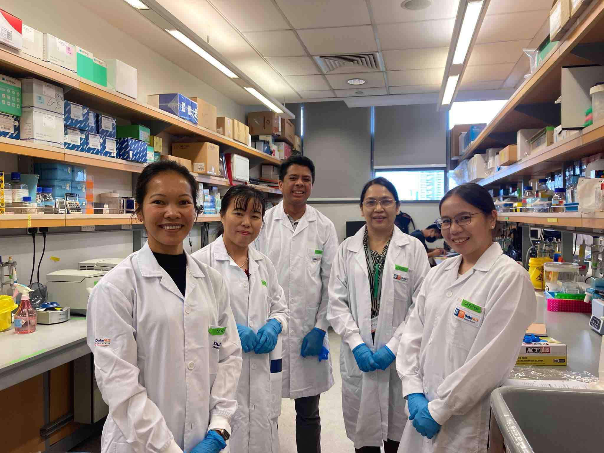 Participants in the Emerging Infectious Diseases laboratory
