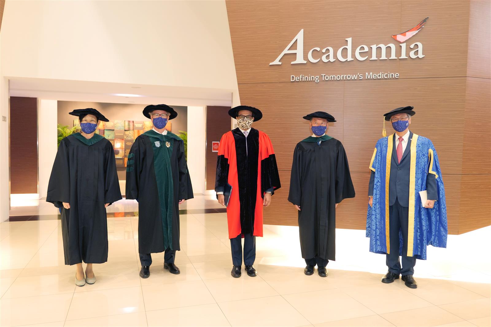 Nus convocation gown sale