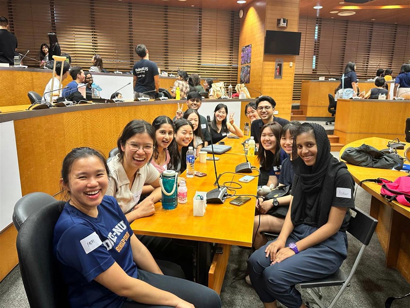 Getting to know you, getting to know more about you…The newest MD students are getting comfortable in the LEAD room and with each other during orientation week // Credit: Courtesy of Muhammad Yusuf